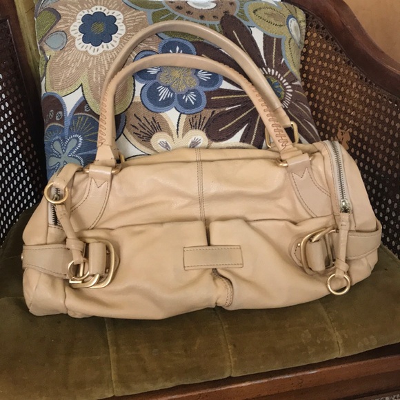 Via Spiga Handbags - 🌿Via Spiga Genuine Leather Shoulder Bag